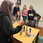 Geslaagde bingoavonden tieners Follow Me bij het COA